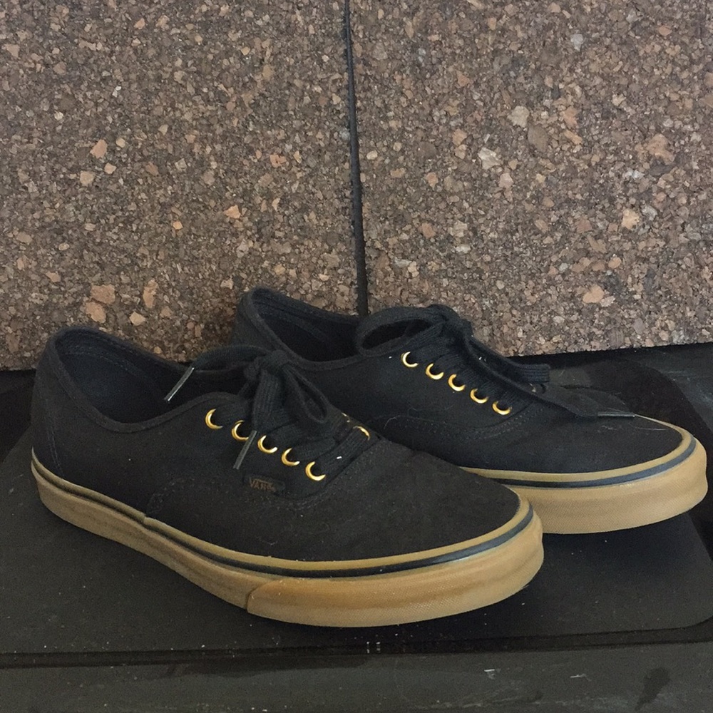 Vans Low-top Gold Grommet and Gum Black Shoes